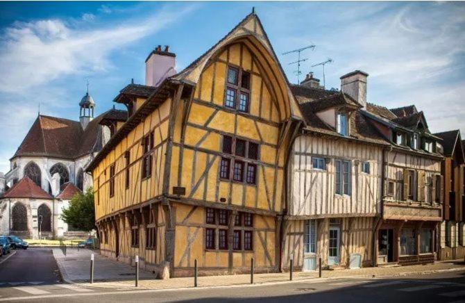 Les Chalets Aux Gites D'Orient Géraudot المظهر الخارجي الصورة