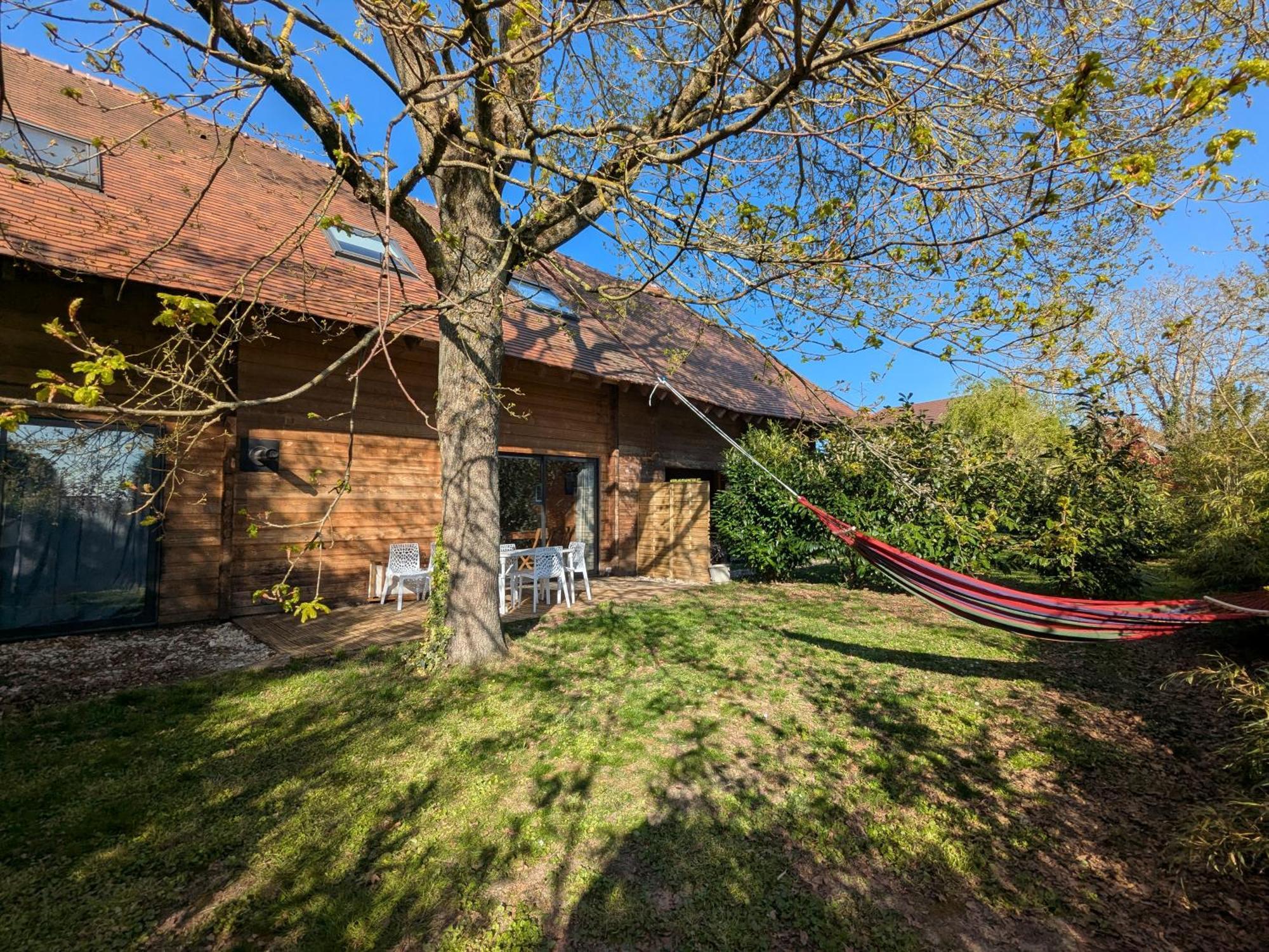 Les Chalets Aux Gites D'Orient Géraudot الغرفة الصورة